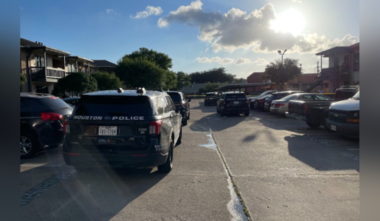 Gunfire Erupts On Rampart As Houston Man Clings To Life Near South Gessner