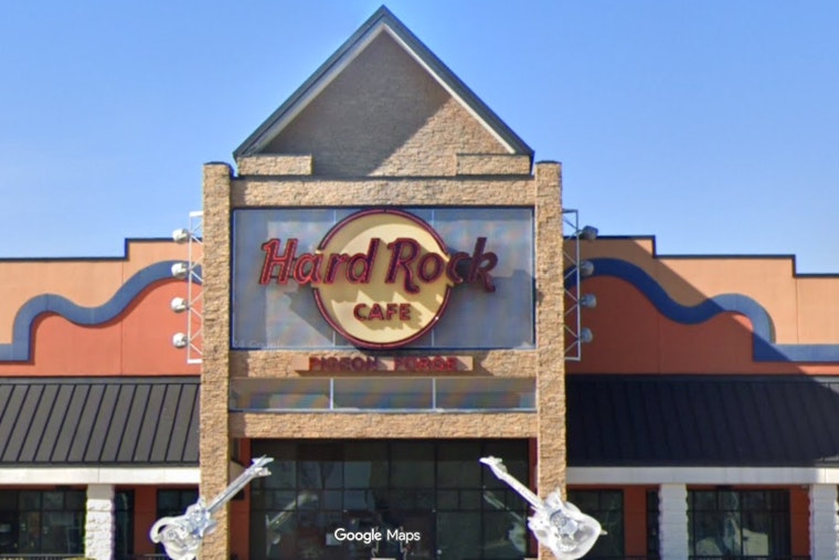 Hard Rock Cafe Bails On Pigeon Forge Parkway, Putting 61 Jobs On Ice