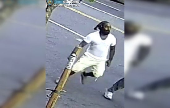 Harlem 125th Street Beatdown: Cops Hunt Trio After Evening Stabbing
