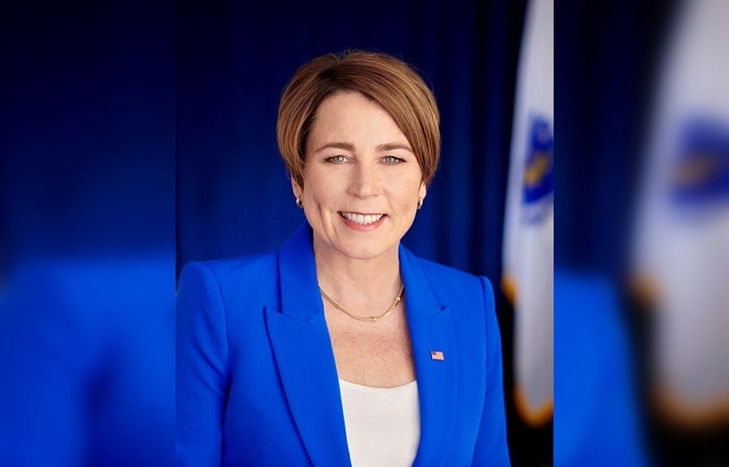 Healey Signs $10M UMass Chan Primary Care Tuition Pilot