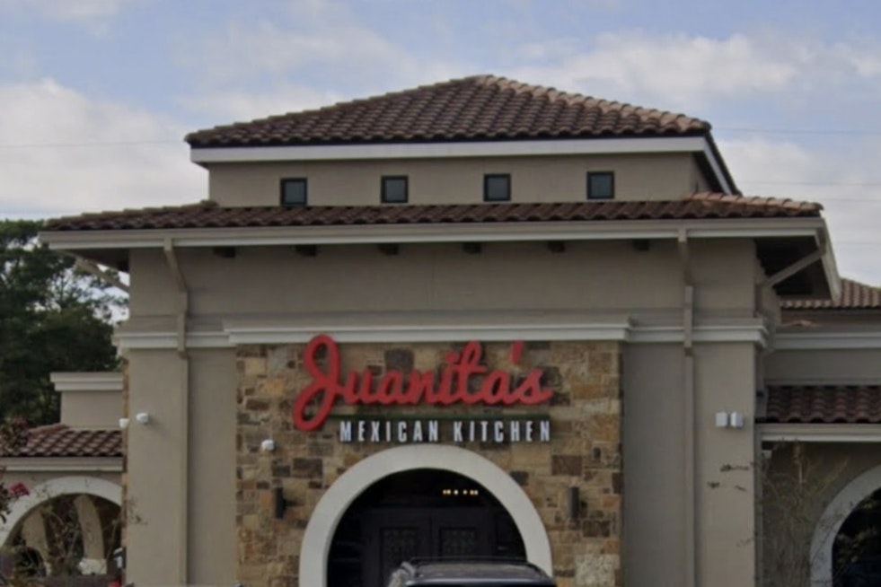 Heights Regulars Stunned As Juanita’s Shutters After 25 Years