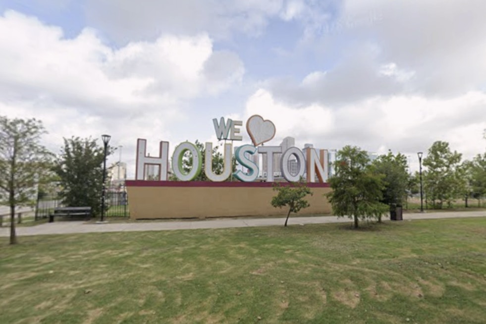 Hello Houston Juggles World Cup Frenzy, Bible Class Battles And Bayou Fix-Ups