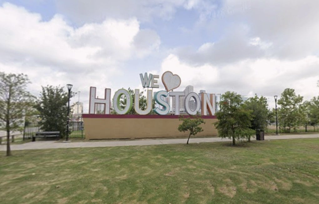 Hello Houston Juggles World Cup Frenzy, Bible Class Battles And Bayou Fix-Ups