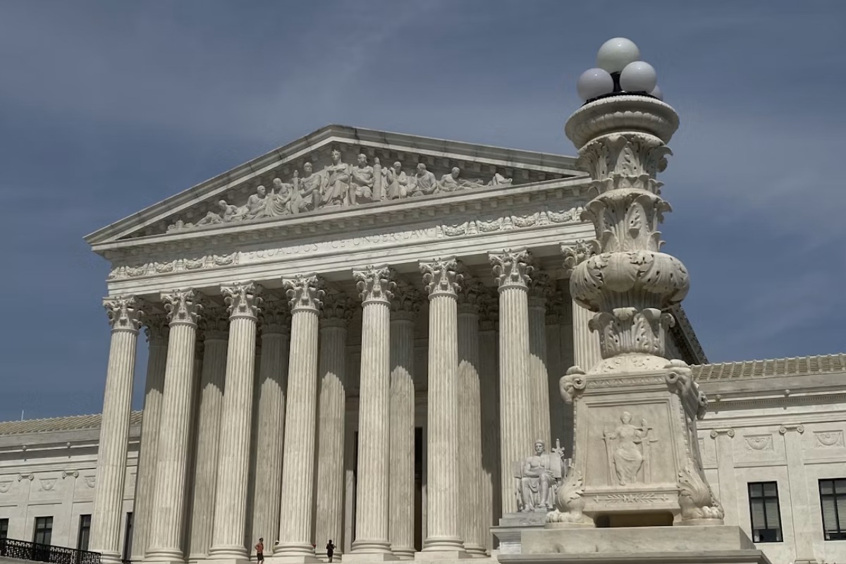 High Court Hurls Gainesville Murder Case Back In Texas' Lap