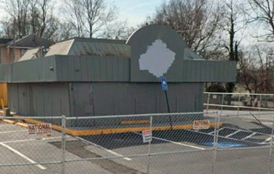 Hollowell Parkway Heats Up As Juici Patties Lands First Georgia Spot