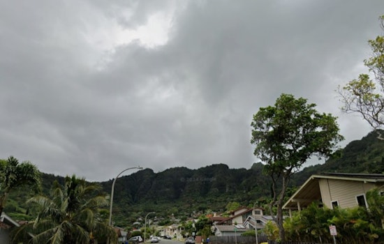 Honolulu In For Sticky Trades And On-And-Off Showers This Week