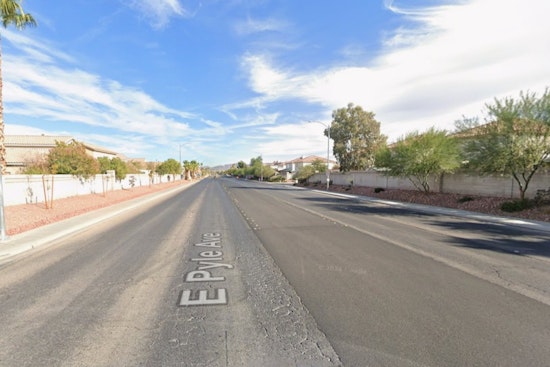 Hooded Gunman Sought After Late‑Night Vegas Holdup Near Pyle