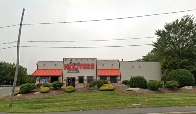 Hooters Closes Final Locations In Massachusetts