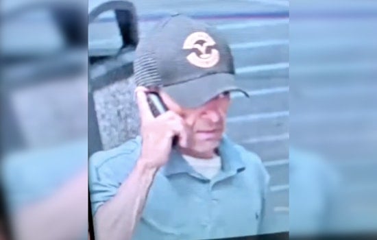 Houston Cops Hunt Wirt Road Robber As Crime Stoppers Dangles $5K