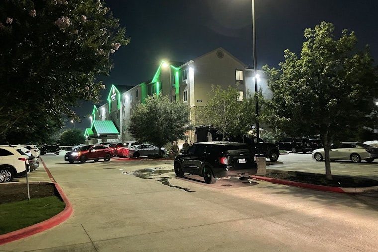 Houston Swat Storms Cityscape Hotel, Frees Woman From Room Standoff