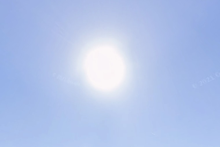 Houston Swelters As Dangerous Rip Currents Shadow Beach Plans