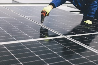 Houston's Solar Hot Streak Heats Up As SEG Solar Adds Third U.S. Factory