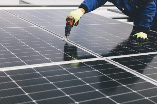 Houston's Solar Hot Streak Heats Up As SEG Solar Adds Third U.S. Factory