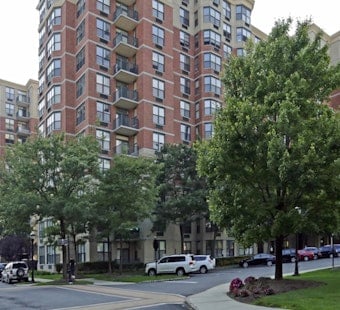 Hudson River Power Play: Greyhill, P3 Grab West New York Rentals For $125.3M