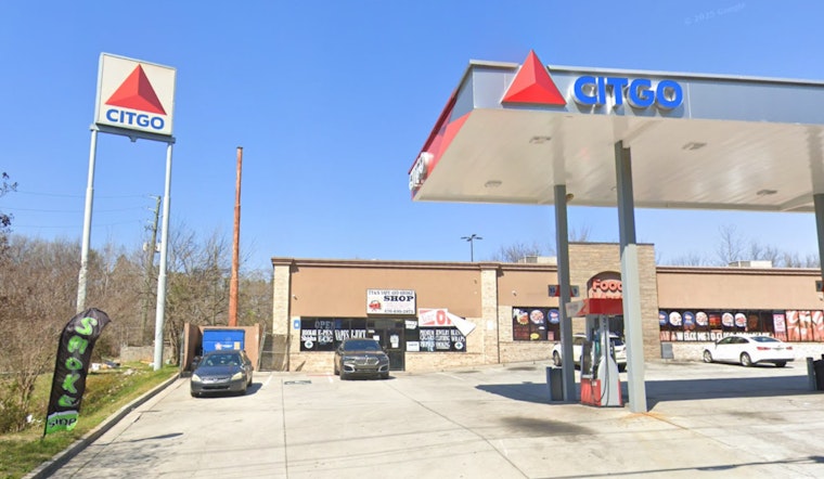Hunt On In Southwest Atlanta After Elderly Man Stabbed At Gas Station
