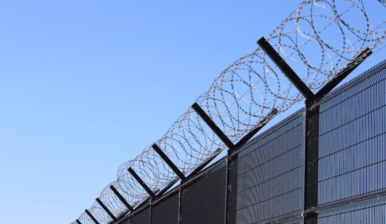 ICE Pulls Plug on 30-Day Death Reports, Advocates Cry Cover-Up