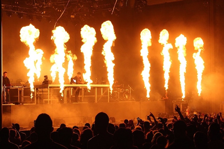 Illenium Ignites Free Game 3 Rager Outside T-Mobile Arena