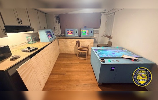 Honolulu Cops Clean Out Waimakua Place Gambling Den, Haul Cash, Drugs and 18 Machines