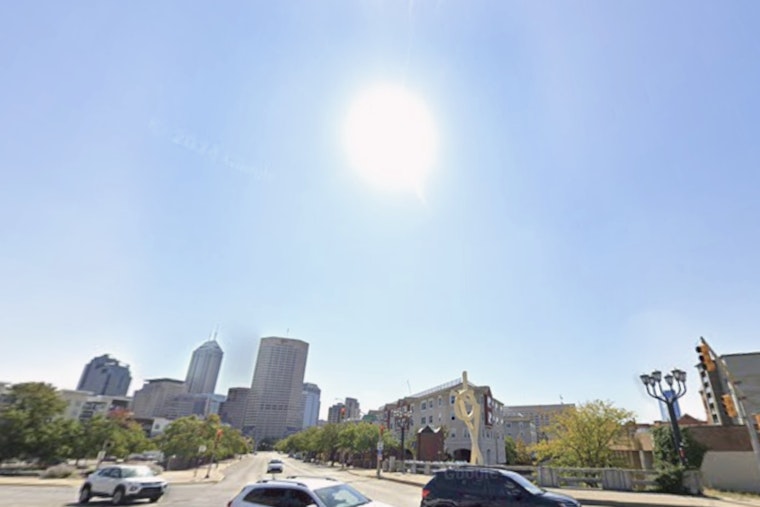 Indy Basks In Crisp Sunshine As Stormy Weekend Lurks