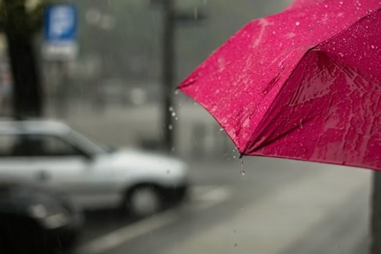 Indy Braces For Soaking Sunday As Flood Watch Puts Weekend Plans On Hold