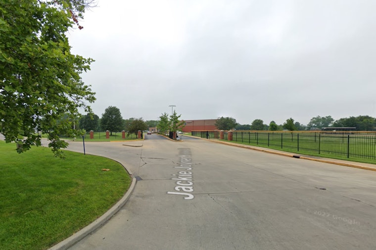 Jackie Joyner-Kersee Plants New Food Hub In East St. Louis