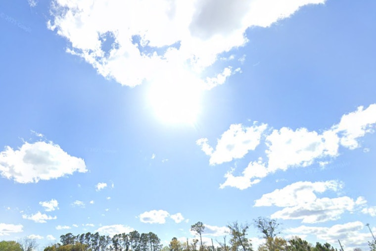 Jacksonville Sizzles As Steamy Weekend, Pop-Up Storms And Risky Surf Roll In