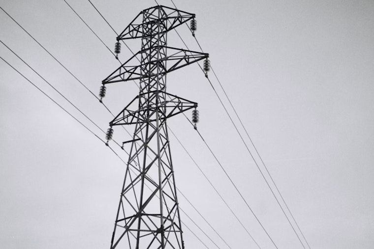 Westside Walloped As Storms Cut Power To More Than 23,000 JEA Customers