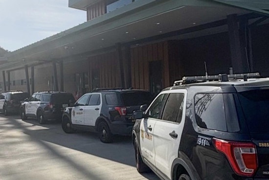Jailhouse Sting: Santa Clarita Deputies Nab 10 In Front-Of-Station Sweep