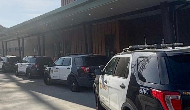 Jailhouse Sting: Santa Clarita Deputies Nab 10 In Front-Of-Station Sweep