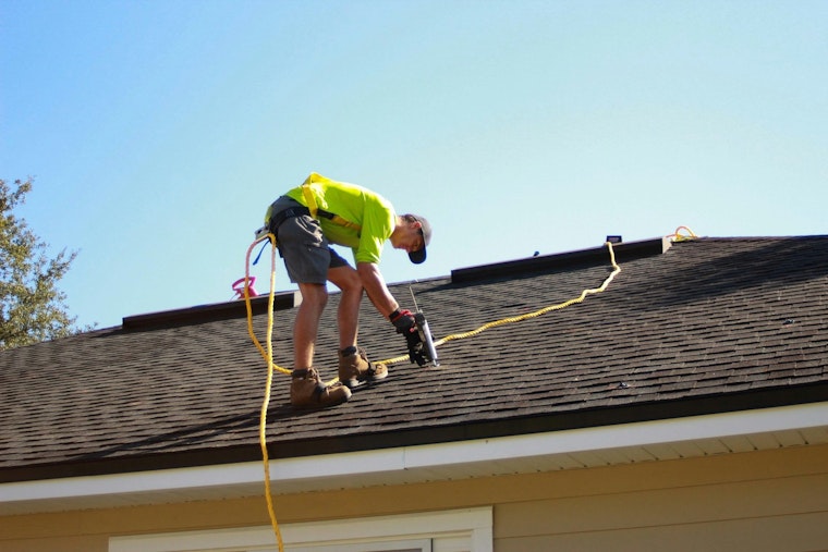 Jax Roof Roulette: Insurers Put Homeowners On The Hot Seat This Hurricane Season