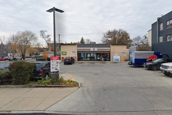 Jeep Crew Plows Through Irving Park 7-Eleven in Dawn Smash-And-Grab