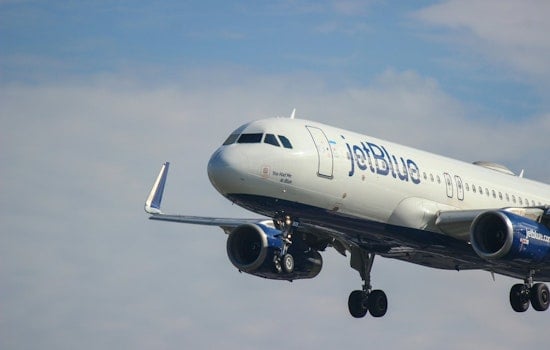 JetBlue Pilot Says Rogue Drone Slammed Jet Near JFK Runway