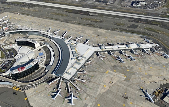 JFK Jet Rolls In on Two Busted Front Tires, Everyone Walks Away