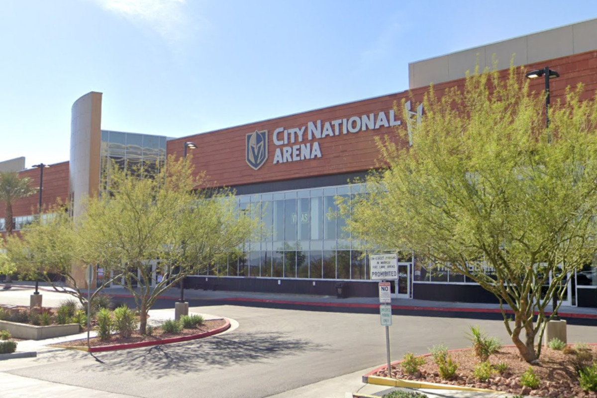 Joel Ward Makes AHL History Behind Silver Knights Bench