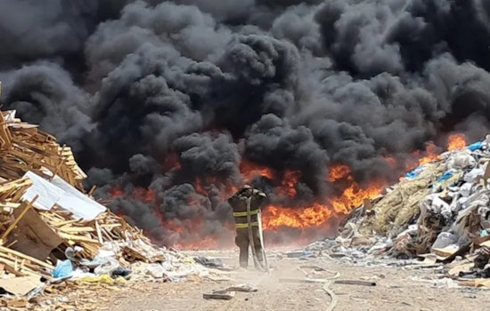 Juárez Scrap Yard Inferno Chokes El Paso Skies