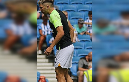 Julio Enciso Stretchered Before USA World Cup Opener
