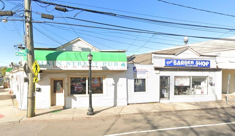Kings Park Main Street Pub Crumbles, Main Street Shut at Church