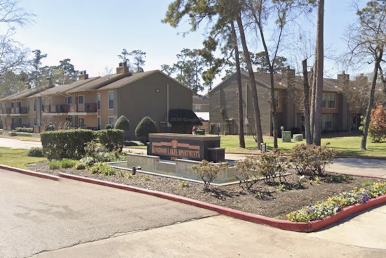 Kingwood SWAT Standoff Erupts After Woman Says Partner Strangled Her
