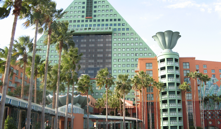 Kitchen Fire Triggers Smoky Scare At Disney’s Dolphin, Guests Briefly Evacuated