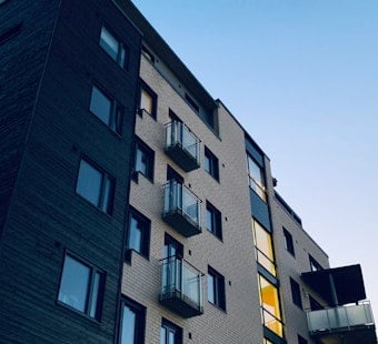 Knoxville Apartment Boom Pours $2.4 Billion Into County As Multi‑Family Permits Soar