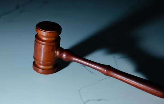 Knoxville Woman Sues After TV‑Filmed Arrest
