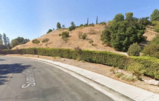 LAFD Airlift Rescues Hiker Near West Hills Trailhead