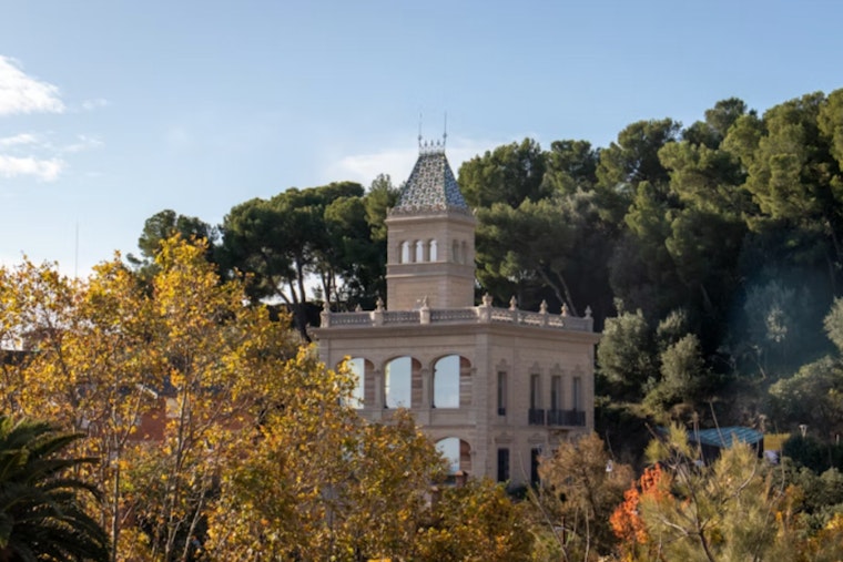 Lance Burton Snatches Back Henderson Hilltop Castle, Quietly Flips It Again