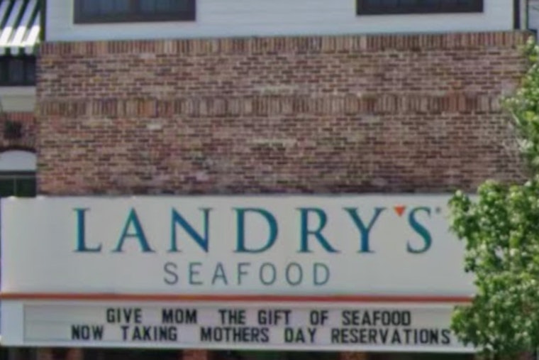 Seafood In The Sky, Landry’s Sneaks Into Hobby Airport Before World Cup Rush