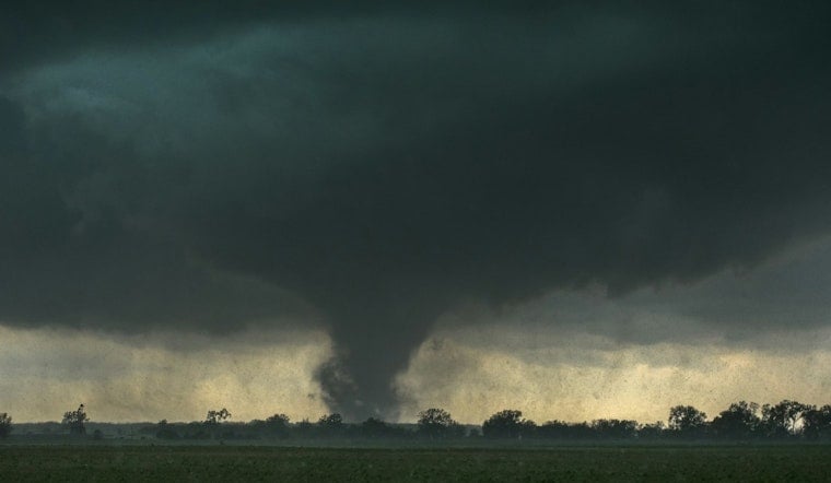 ‘Large And Extremely Dangerous’ Tornado Roars Near Streator, Illinois