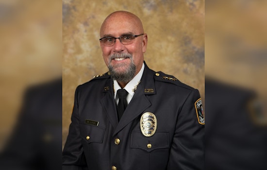 Largo’s Top Cop Sets His Retirement Clock for 2027