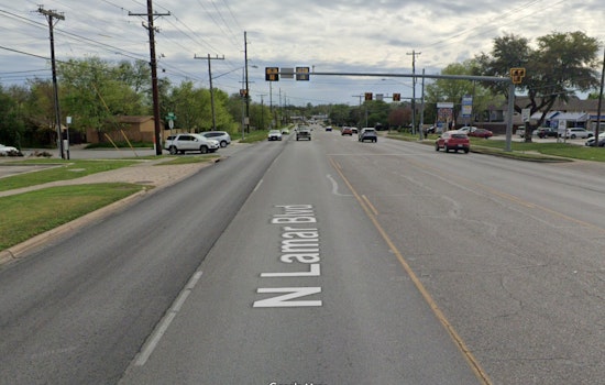 Late-Night North Lamar Crash Kills Motorcyclist as SUV Driver Stays at Scene