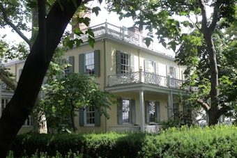Latino Leaders Fume As Mamdani Scraps Gracie Mansion Puerto Rican Reception