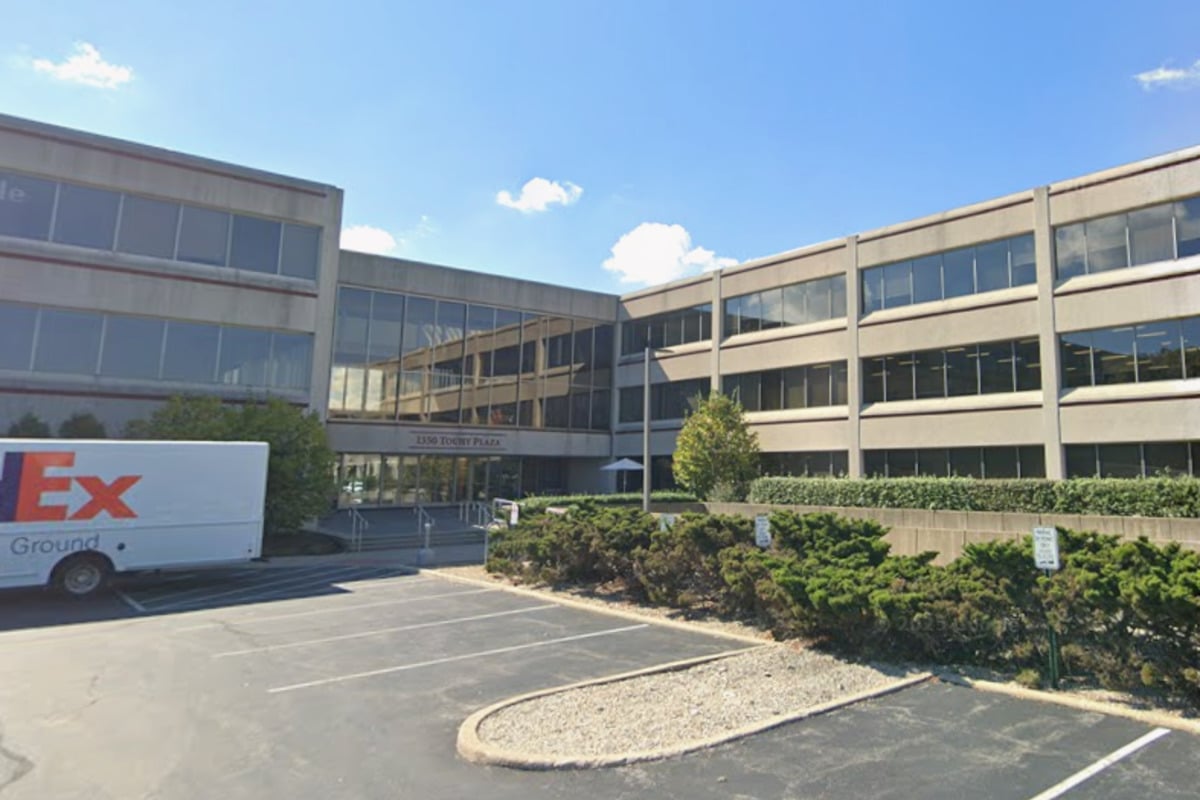 Loan Clock Ticks As Des Plaines Office Complex Near O'Hare Hits Market