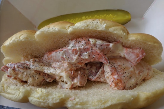 Lobster-Roll Upstart Drops Anchor On Manhattan Avenue In Greenpoint
